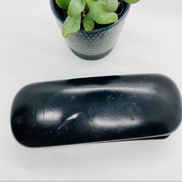 Gucci | Hard Clamshell Glasses Case - Picture 4 of 6